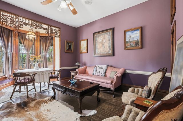 302 Mt Pleasant ST, Pittsburg, TX 75686