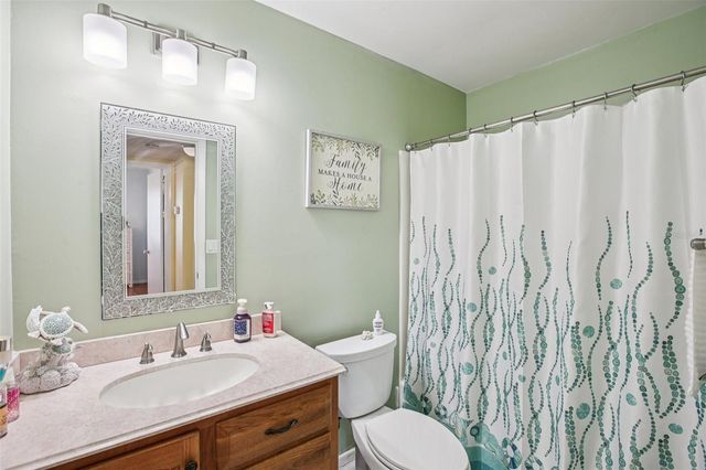 1409 N PEBBLE BEACH BOULEVARD, Sun City Center, FL 33573