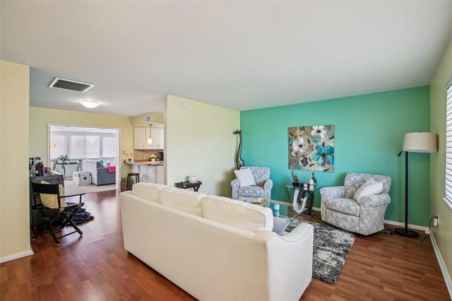 1409 N PEBBLE BEACH BOULEVARD, Sun City Center, FL 33573