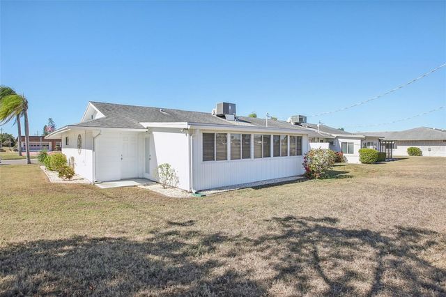 1409 N PEBBLE BEACH BOULEVARD, Sun City Center, FL 33573