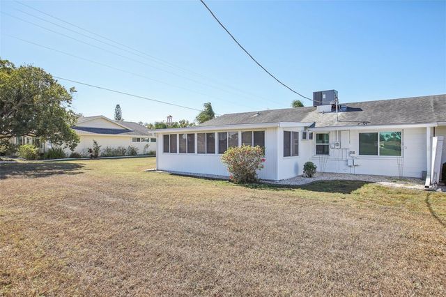 1409 N PEBBLE BEACH BOULEVARD, Sun City Center, FL 33573