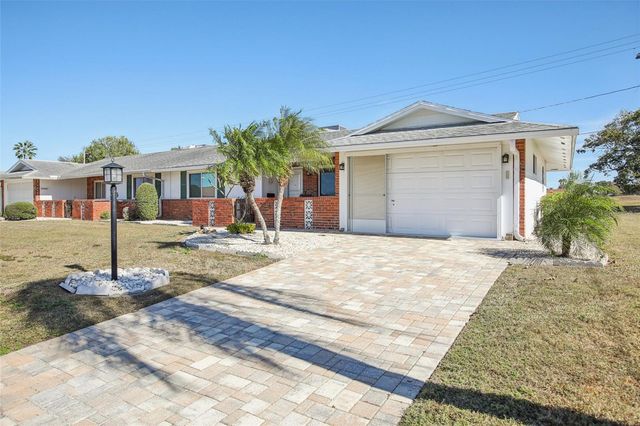 1409 N PEBBLE BEACH BOULEVARD, Sun City Center, FL 33573