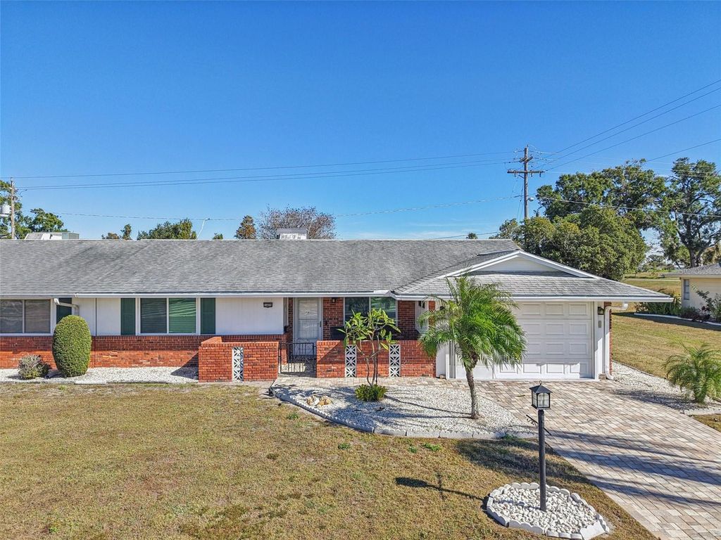 1409 N PEBBLE BEACH BOULEVARD, Sun City Center, FL 33573