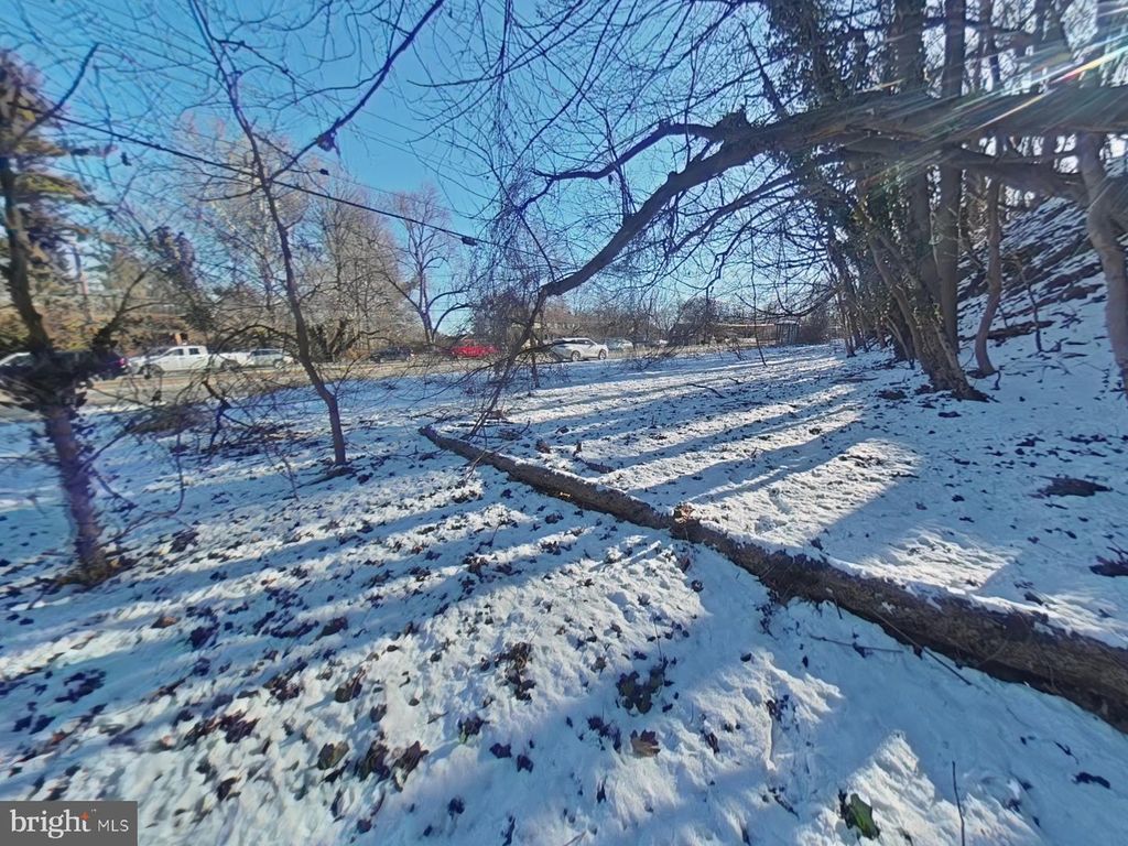 1950 WEST CHESTER PIKE, Havertown, PA 19083