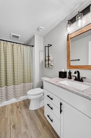 4427 Feather Lane, Middleton, WI 53562