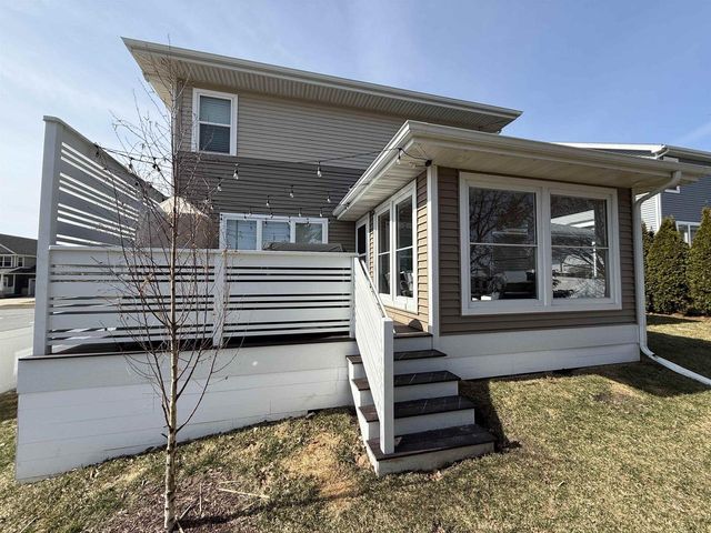 4427 Feather Lane, Middleton, WI 53562