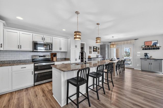 4427 Feather Lane, Middleton, WI 53562