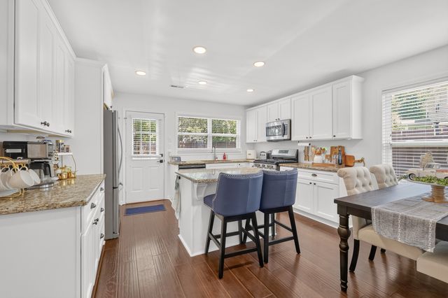 1006 Bradford Park Rd, Mount Juliet, TN 37122