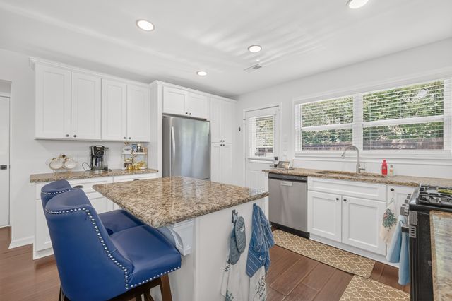 1006 Bradford Park Rd, Mount Juliet, TN 37122