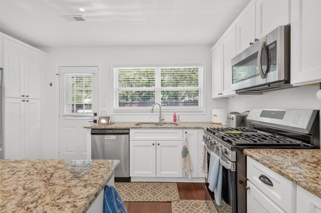 1006 Bradford Park Rd, Mount Juliet, TN 37122