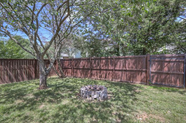 1006 Bradford Park Rd, Mount Juliet, TN 37122