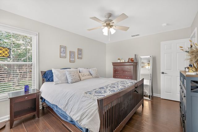 1006 Bradford Park Rd, Mount Juliet, TN 37122
