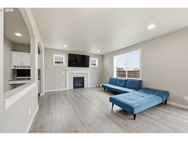 1285 TIRION Ave, Eugene, OR 97404