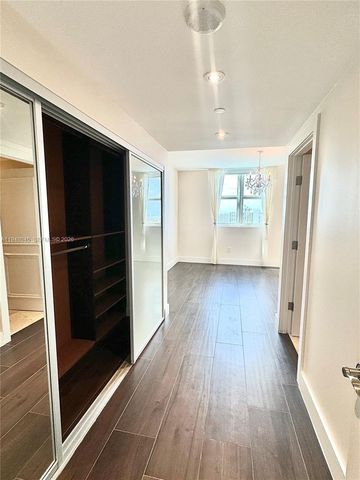 3301 NE 183rd St 2003, Aventura, FL 33160