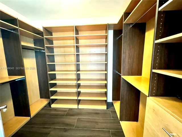 3301 NE 183rd St 2003, Aventura, FL 33160