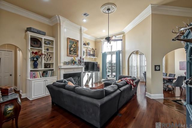 2614 S TURNBERRY AVE, Zachary, LA 70791