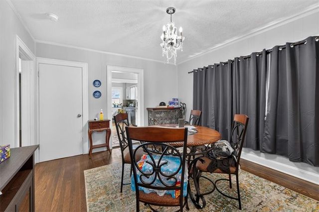 4335 College Avenue, Kansas City, MO 64130