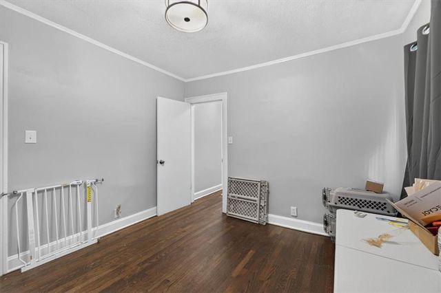 4335 College Avenue, Kansas City, MO 64130