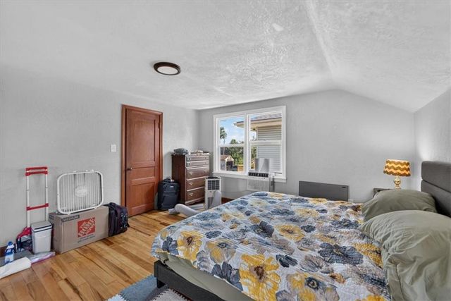 4335 College Avenue, Kansas City, MO 64130