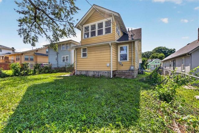 4335 College Avenue, Kansas City, MO 64130