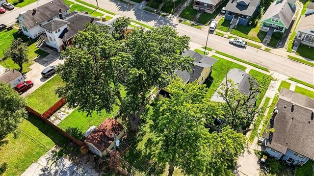 4335 College Avenue, Kansas City, MO 64130