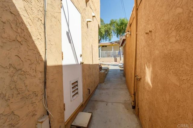 4138 40 Delta Street, San Diego, CA 92113