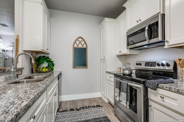 6160 Eckhert Rd Apt 1005, San Antonio, TX 78240