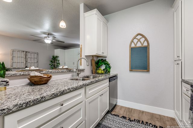 6160 Eckhert Rd Apt 1005, San Antonio, TX 78240