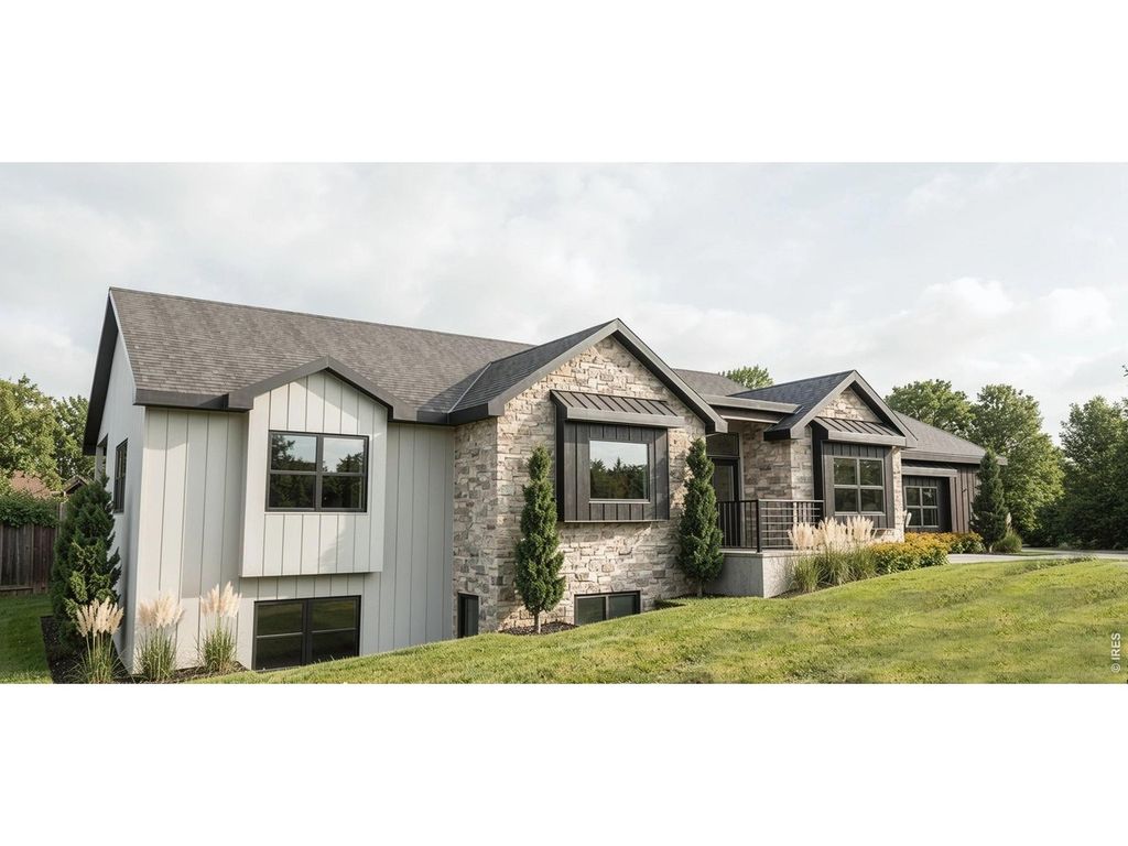 2128 Longs Peak Ave, Longmont, CO 80501