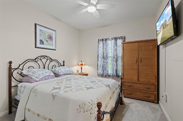 560 NW 4TH AVENUE, Williston, FL 32696