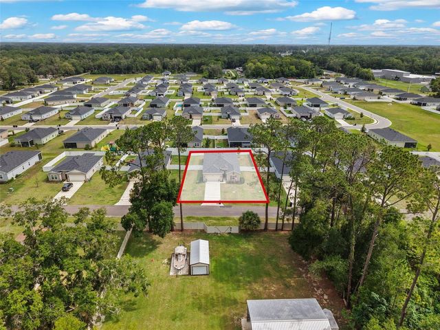 560 NW 4TH AVENUE, Williston, FL 32696