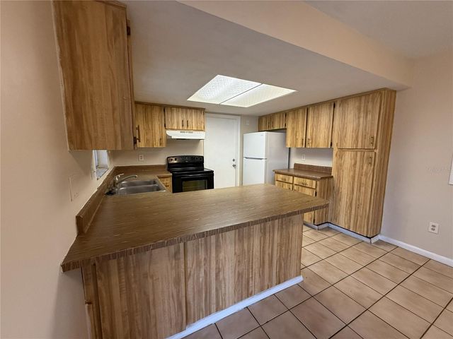 310 W WINDHORST ROAD, Brandon, FL 33510