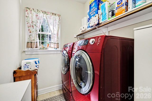 9927 Nicole Lane, Charlotte, NC 28269