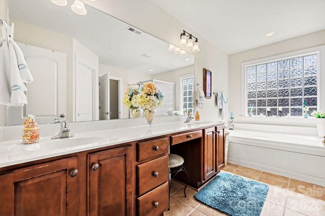 9927 Nicole Lane, Charlotte, NC 28269