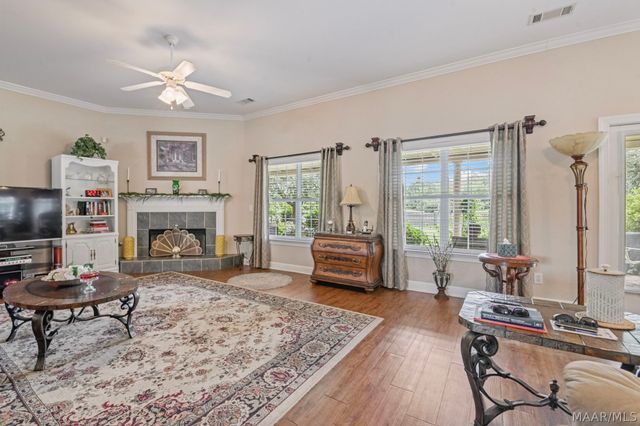 8873 DUNLAKE Drive, Montgomery, AL 36117