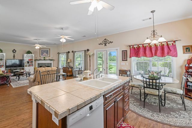 8873 DUNLAKE Drive, Montgomery, AL 36117