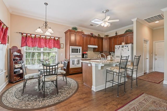 8873 DUNLAKE Drive, Montgomery, AL 36117