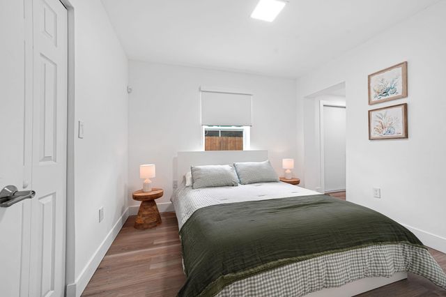 2707 ADAMS Street ., Hollywood, FL 33020