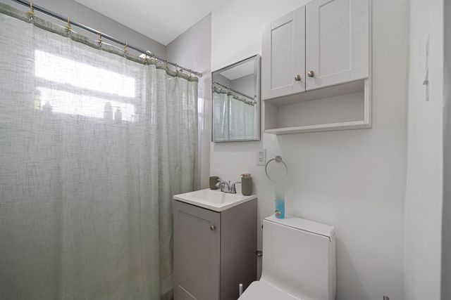 2707 ADAMS Street ., Hollywood, FL 33020