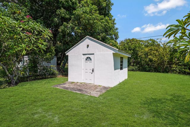2707 ADAMS Street ., Hollywood, FL 33020