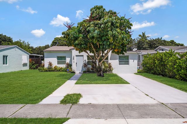 2707 ADAMS Street ., Hollywood, FL 33020