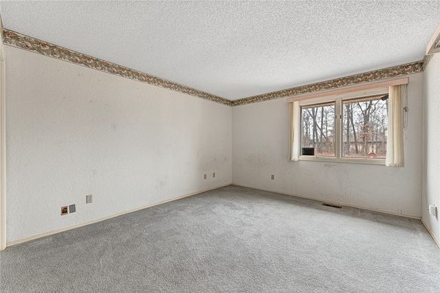 4 Branchwood Lane, Bella Vista, AR 72715