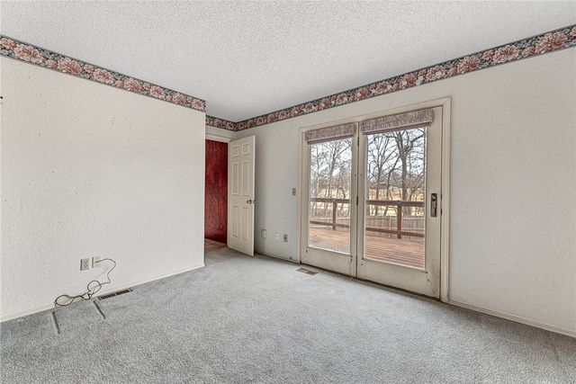 4 Branchwood Lane, Bella Vista, AR 72715