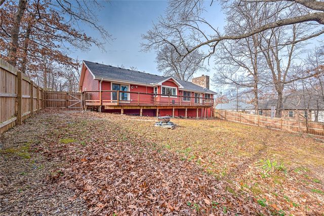 4 Branchwood Lane, Bella Vista, AR 72715
