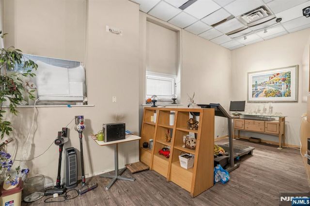 24-32 Dempsey Avenue, Edgewater, NJ 07020