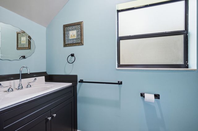 1405 Trace Creek Rd, Hohenwald, TN 38462