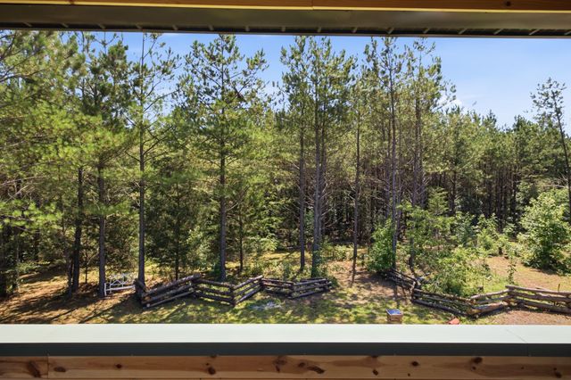 1405 Trace Creek Rd, Hohenwald, TN 38462