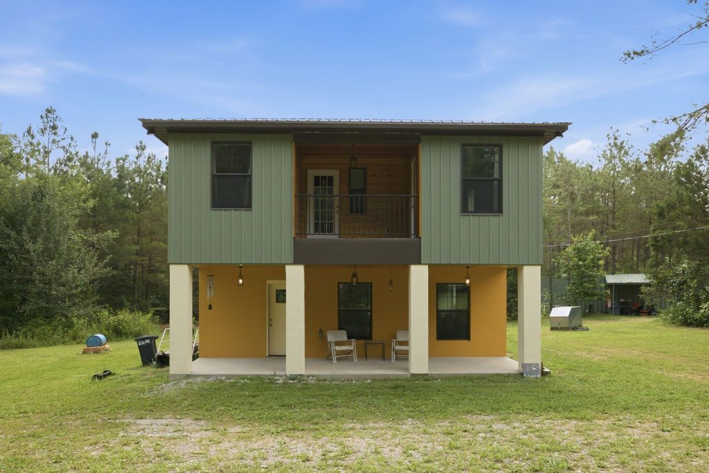1405 Trace Creek Rd, Hohenwald, TN 38462
