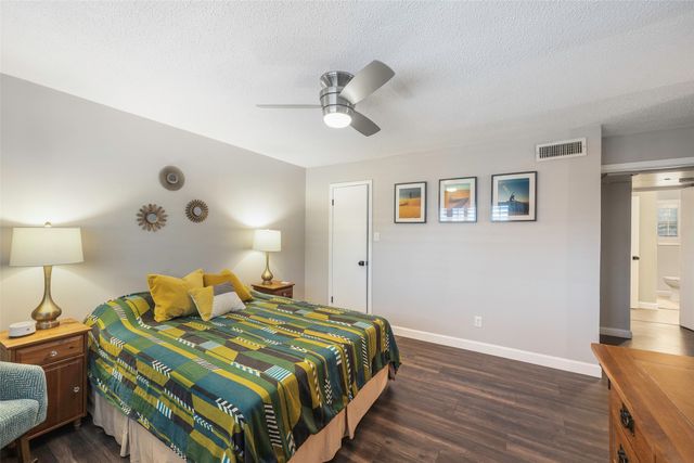 6007 Sandhurst Lane D, Dallas, TX 75206