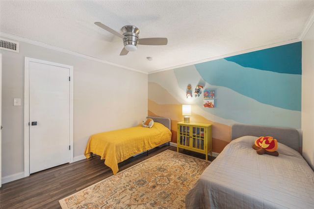 6007 Sandhurst Lane D, Dallas, TX 75206